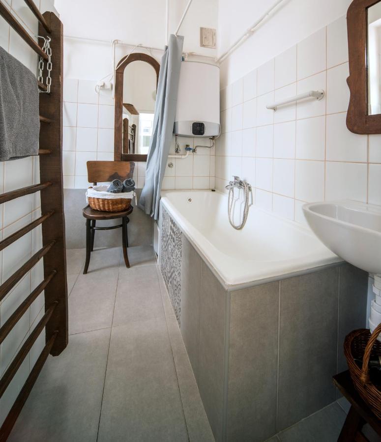Agria Vintage Apartman เอ็กเกอร์ ภายนอก รูปภาพ